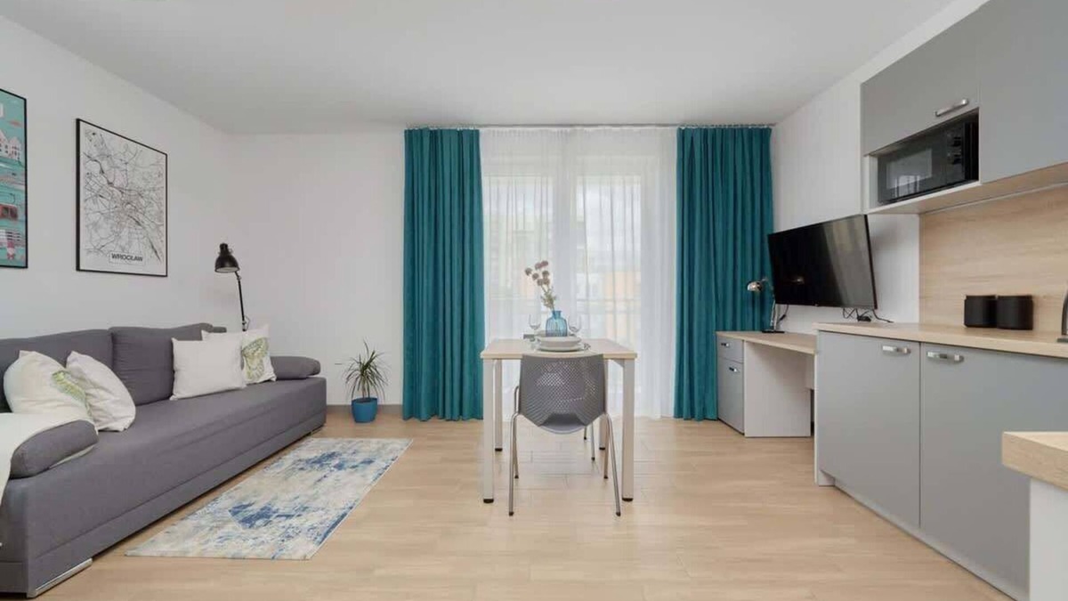 Fabryczna Apartment | Rogowska 129A | Spacious Studio | Balcony