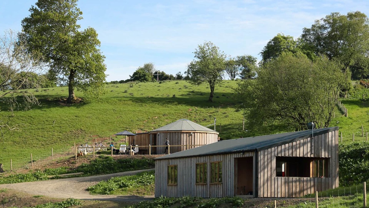 Newcastle-on-Clun Cottage | ROLLING HILLS, family friendly, with open fire in Bishop's Castle
