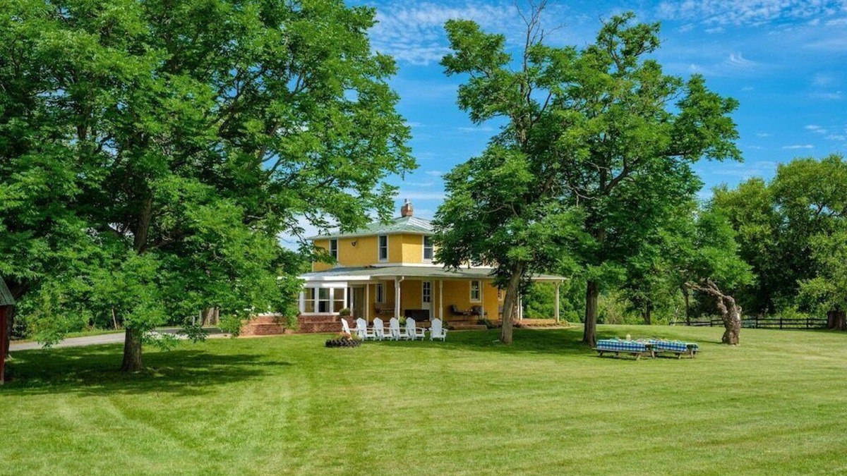 Front Royal House | Rolling River Farm: Exquisite Riverfront Paradise
