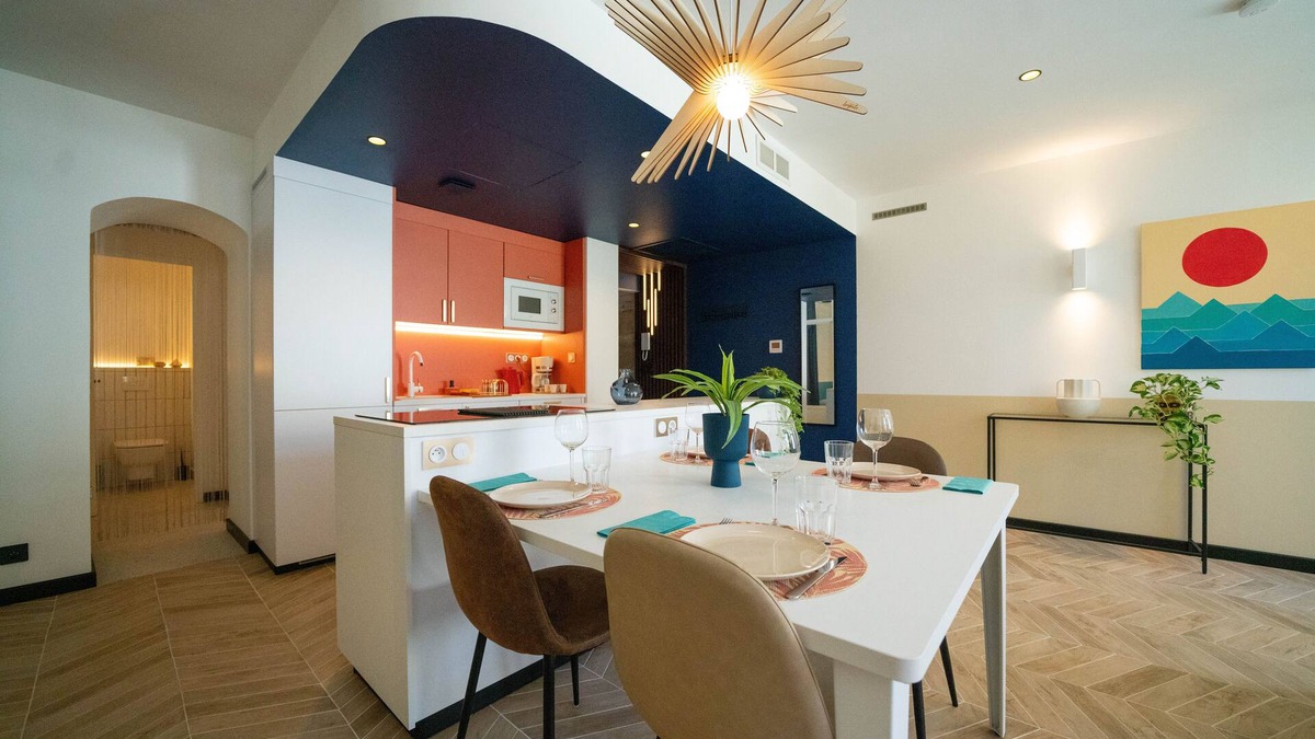 Quartier Administrations Apartment | Roma Divine: home cinema, luxury city center