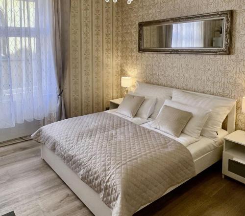 Josefov Apartment | Romance in the Old Town