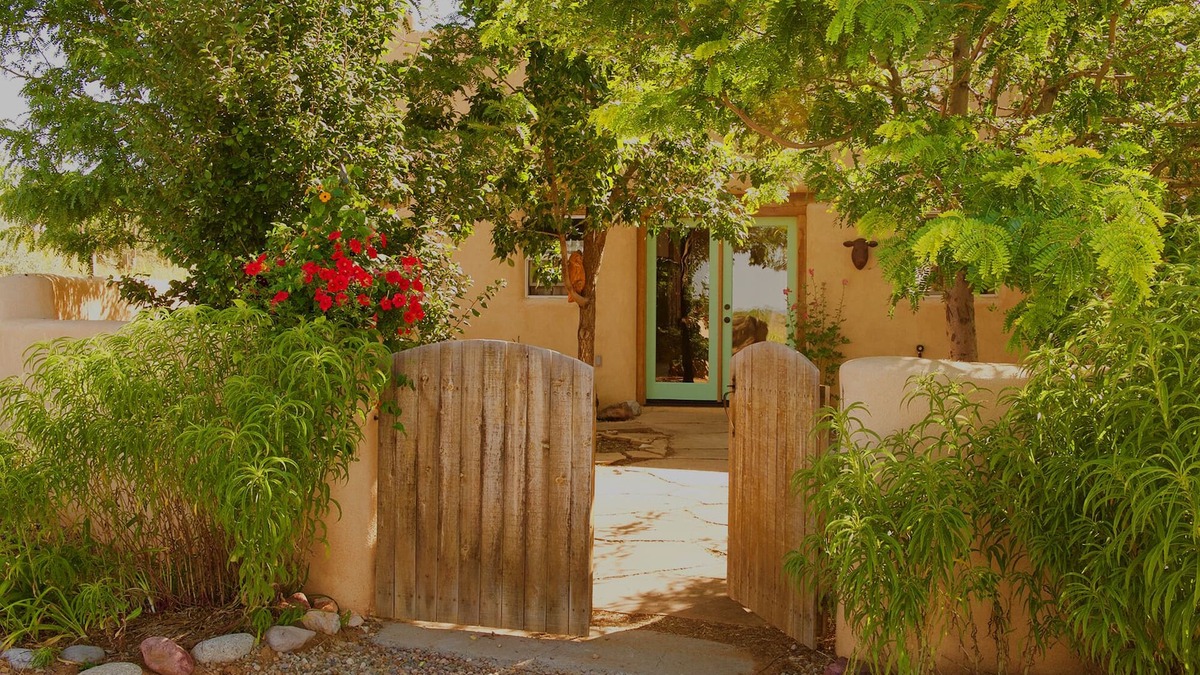 San Cristobal Cottage | Romantic Adobe Cottage nestled in San Cristobal Valley License #9197 Taos