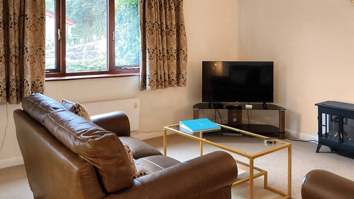 Saint Blazey Ski Chalet | Romantic and attractive lodge.