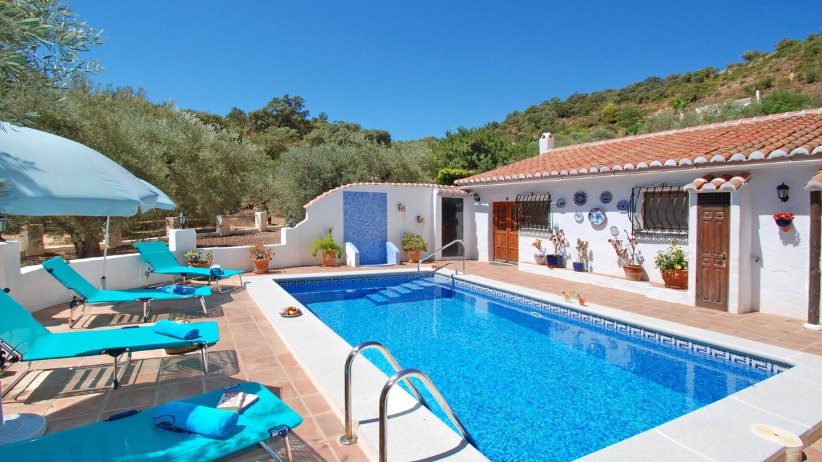 Comares Villa | Romantic and private hide away with pool in Andalusia.