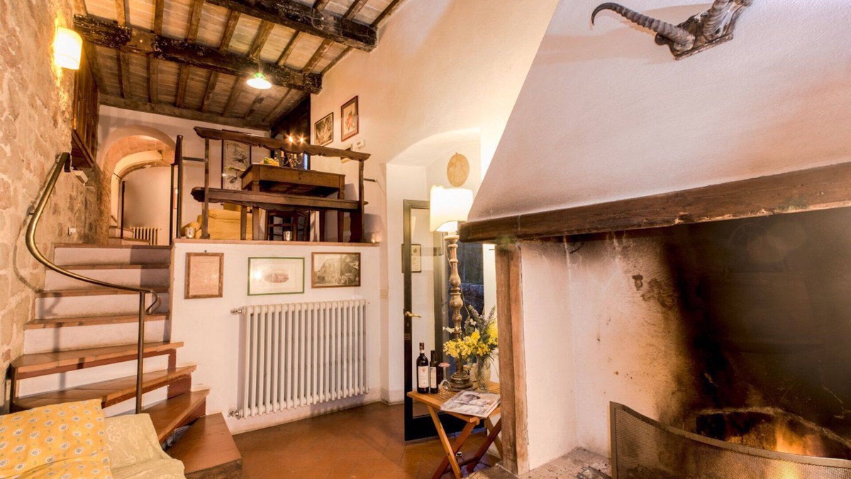 Roccastrada Other | Romantic apartment within historic organic farm, with swimming pool