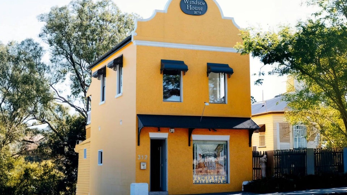 Windsor Apartment | Romantic Brisbane Harry Potter Themed Apartment