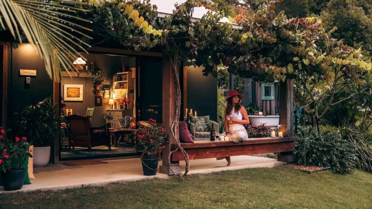 Billinudgel Cabin | Romantic Cabin w/outdoor bath 10 Mins to Bruns