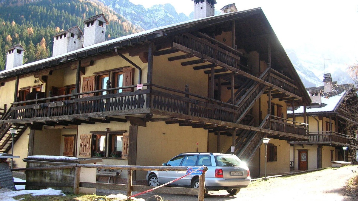 Pie Falcade Apartment | Romantic Chalet 6c