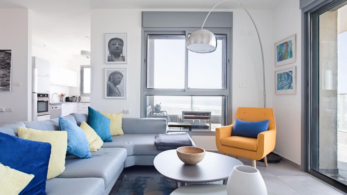 Bat Yam Apartment | Romantic Chic Apartment with Amazing Sea Views , Romantic Sea View Chic suite