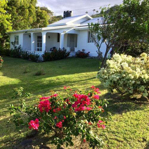 St. Patrick House | Romantic Cottage