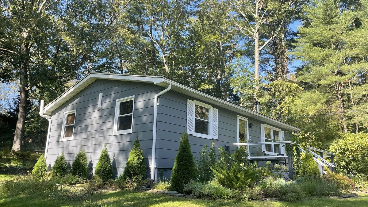 Town of Copake Cottage | Romantic Cottage in the Hudson Valley, near the town of Hudson