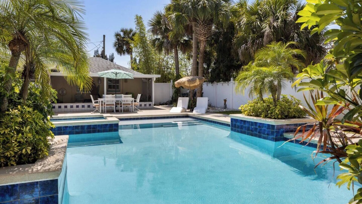 Varnum Park House | Romantic Cottage