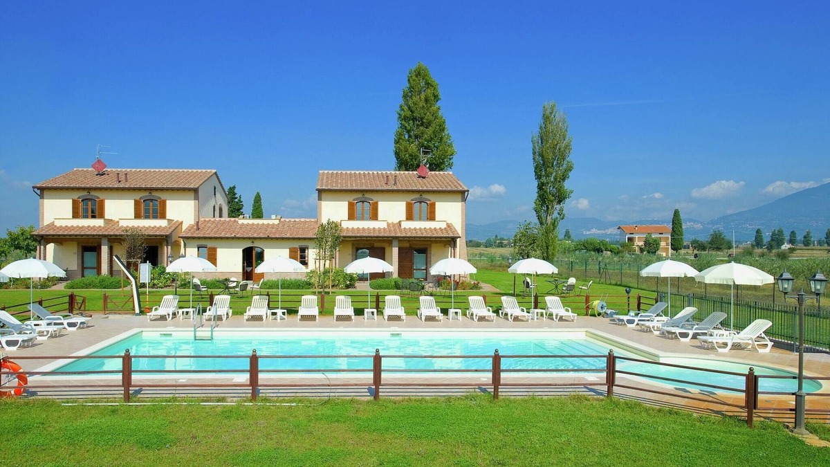 Cannara Villa | Romantic Countryside Escape