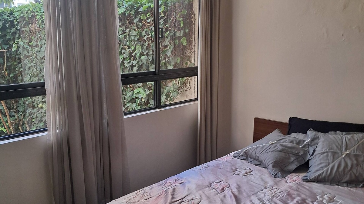 La Paz Apartment | Romantic, Cozy, Fashionable Apt in Quito, centrally located