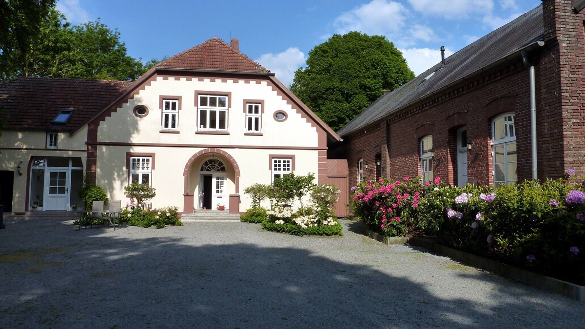 Jaderaltendeich House | Romantic estate in a secluded location, wellness oasis, bicycles