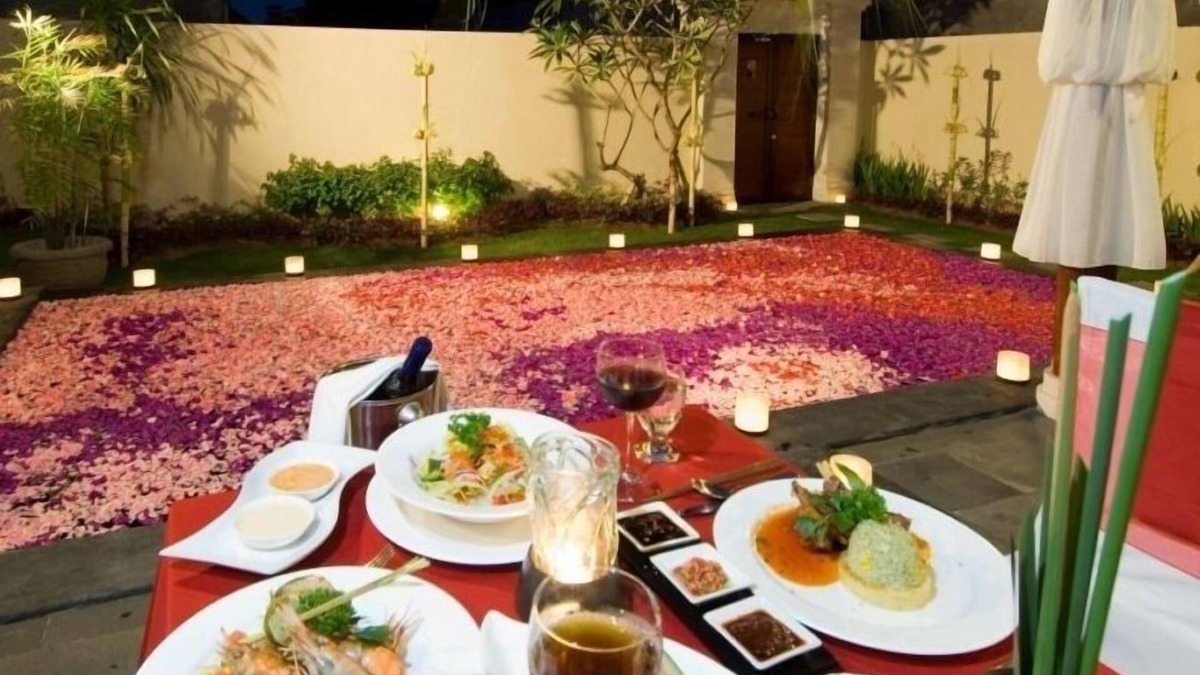 By Pass Ngurah Rai Kuta Villa | Romantic Honeymoon Pool Villa @Kuta