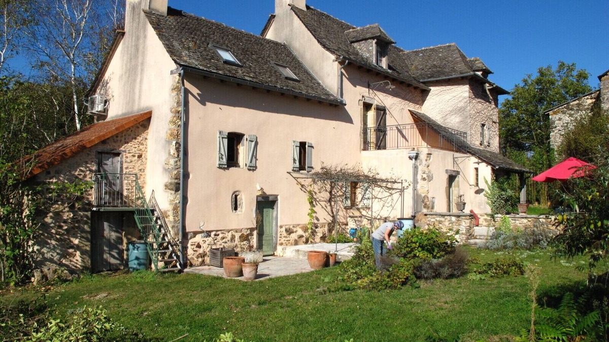 Compolibat House | Romantic house with a view