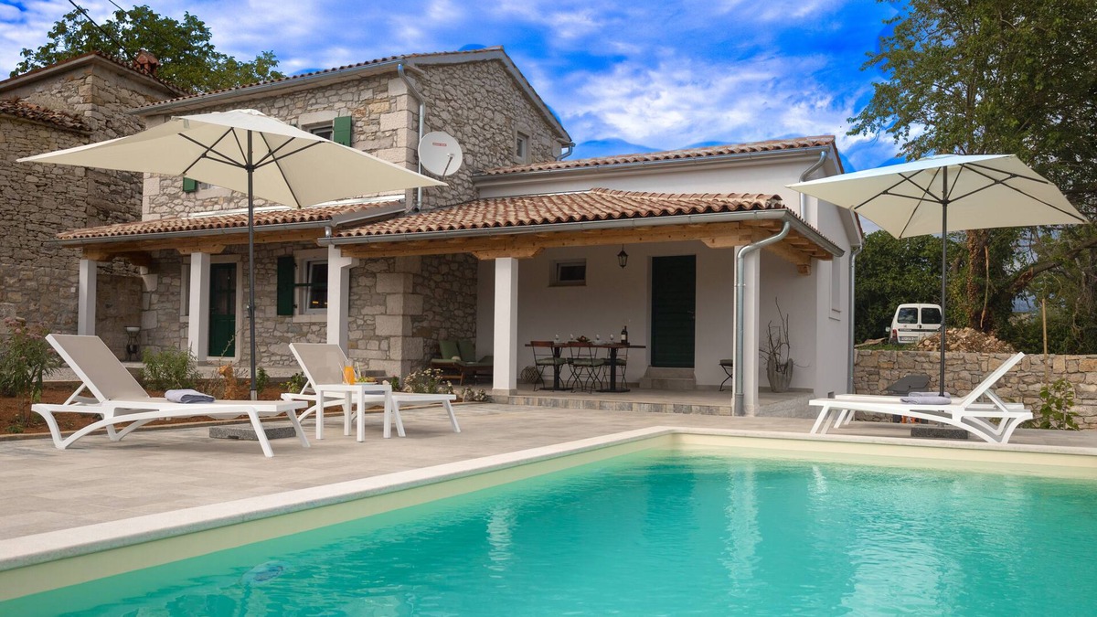 Buzet Villa | Romantic istrian stone house