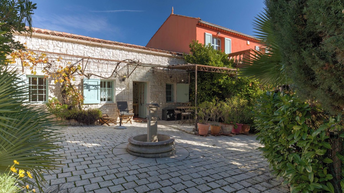 Plaine de la Brague Apartment | Romantic little countryhouse with pool in walking distance to the sea & town