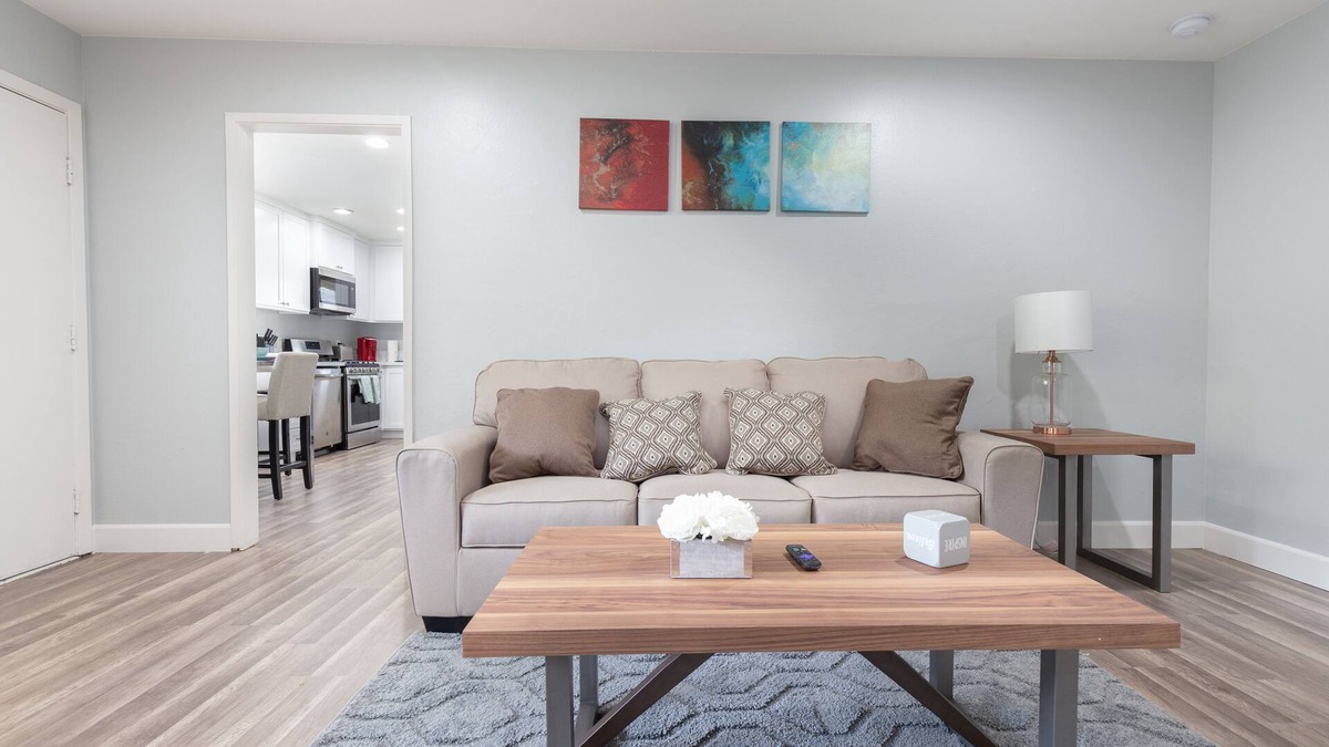 Citrus Heights House | ROMANTIC LITTLE CASITA TO GET AWAY