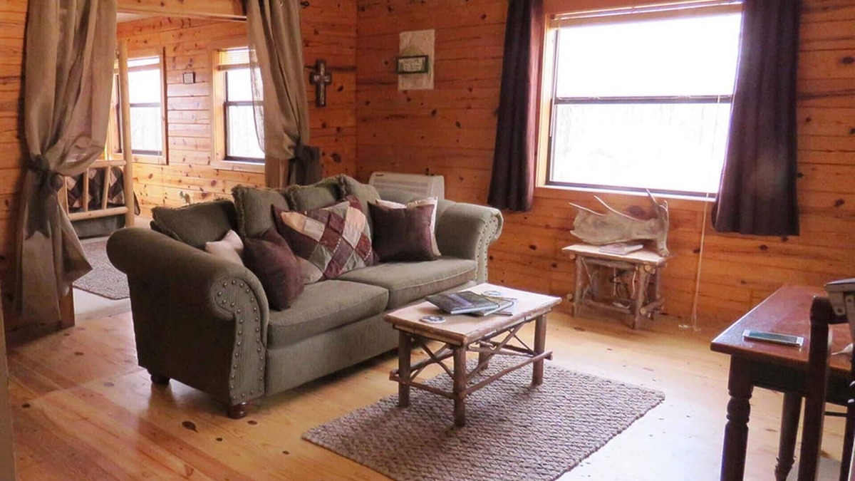 Jasper Cabin | Romantic Log Cabin near the Buffalo National River