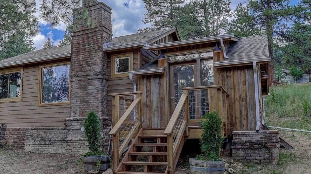 Evergreen Cabin | Romantic Mountain Escape | Hot Tub/sauna + Fireplace + Views
