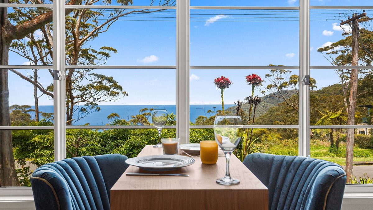 Stanwell Tops Apartment | Romantic Ocean View Studio @ Stanwell Tops