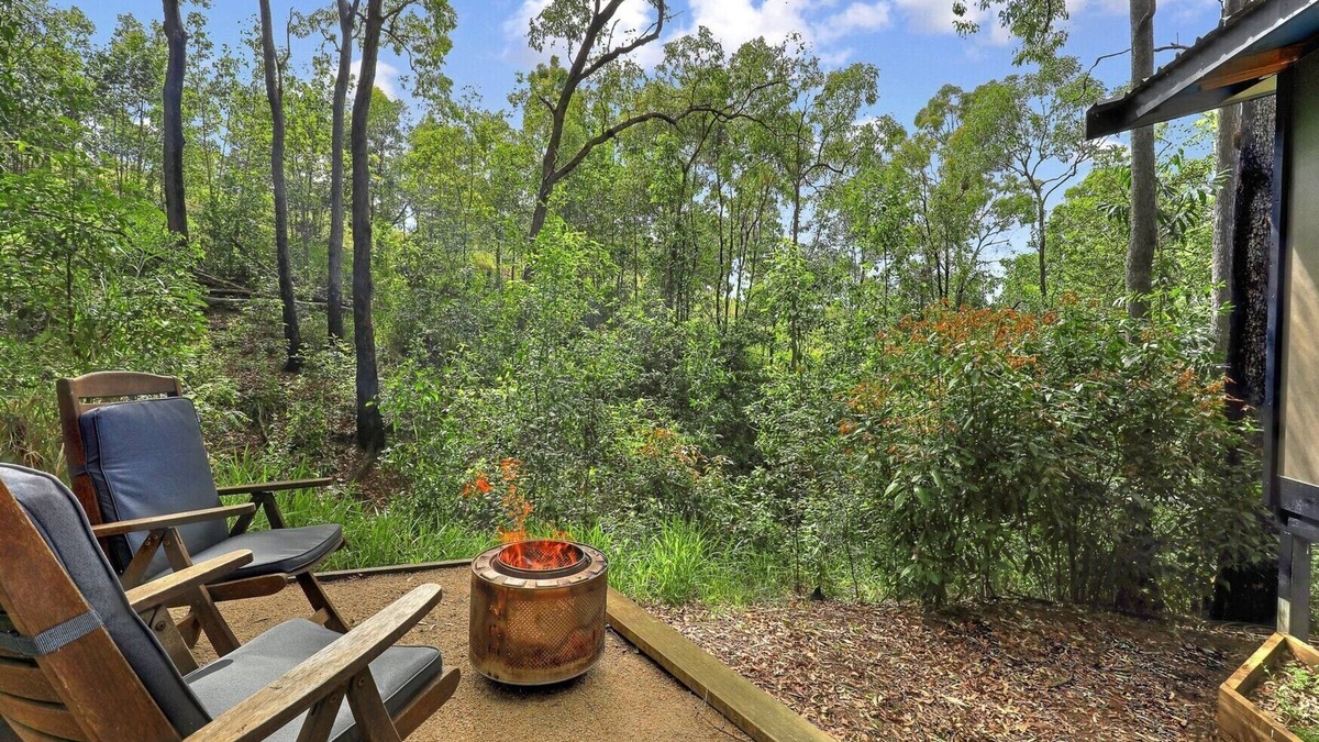 Childers Cabin | Romantic private couples retreat