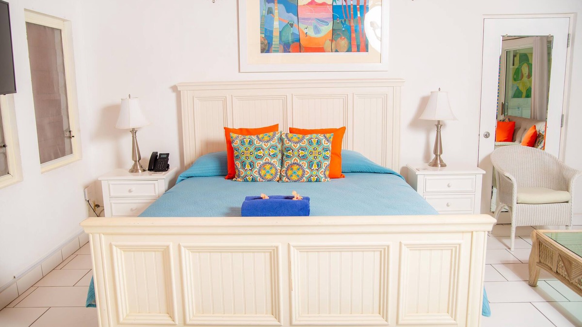 St. John's Apartment | Romantic Retreat 43B