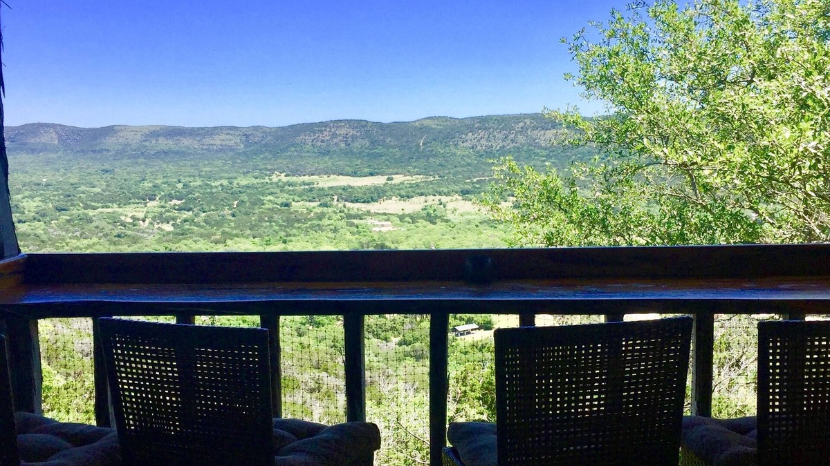 Concan Cabin | Romantic Rock Cabin, Beautiful, Spectacular Views of Frio River & Mountains!