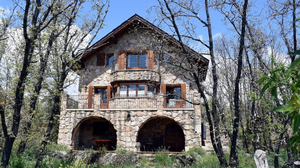 El Boalo House | Romantic rustic house in the mountains of Madrid