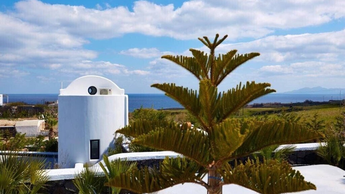 Exo Gialos Villa | Romantic Santorini Getaway | Villa Ammos | 1 Bedroom | Private Outdoor Pool &.