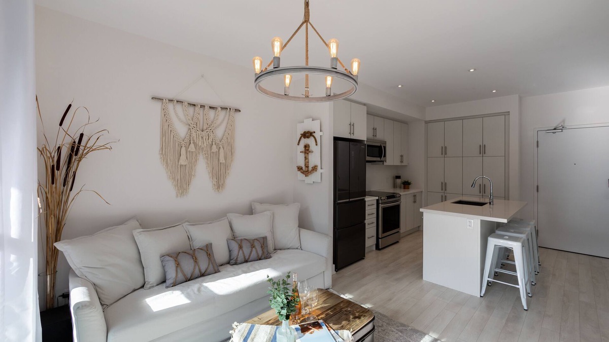 Innisfil Condo | Romantic Stay at Friday Harbour Resort on Lake Simcoe