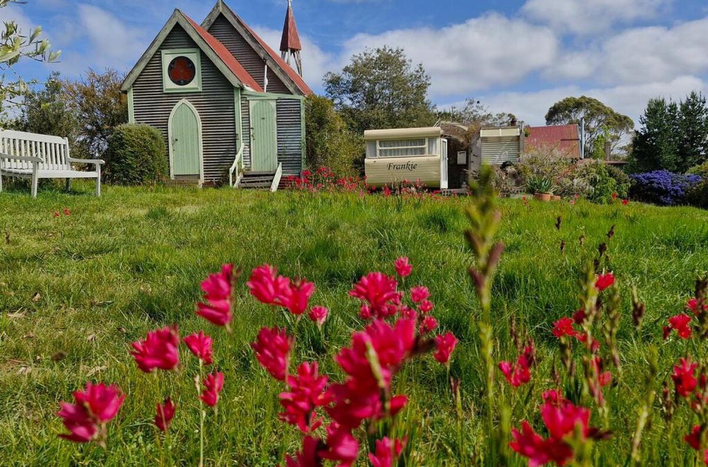 Bangor House | Romantic Stay by Historic Church on Wine Route