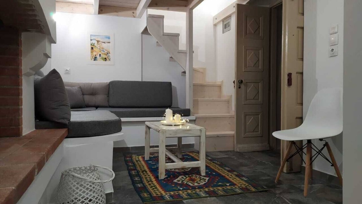Pothia Apartment | Romantic studio, city center, near beach, next market and restaurants