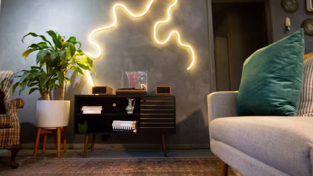 Alton House | Romantic Tiny Home in Alton, IL
