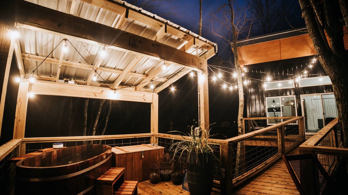 Trion Cabin | Romantic Tree House Hideaway, Private 15 Acres, Mountain View, Ofuro Soaking Tub