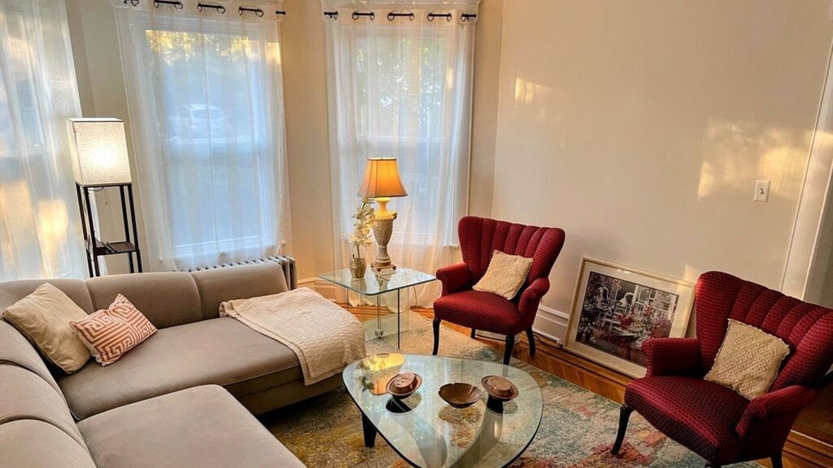 Montclair Condo | Romantic Victorian Apartment - 5 minutes to downtown/train to NYC.