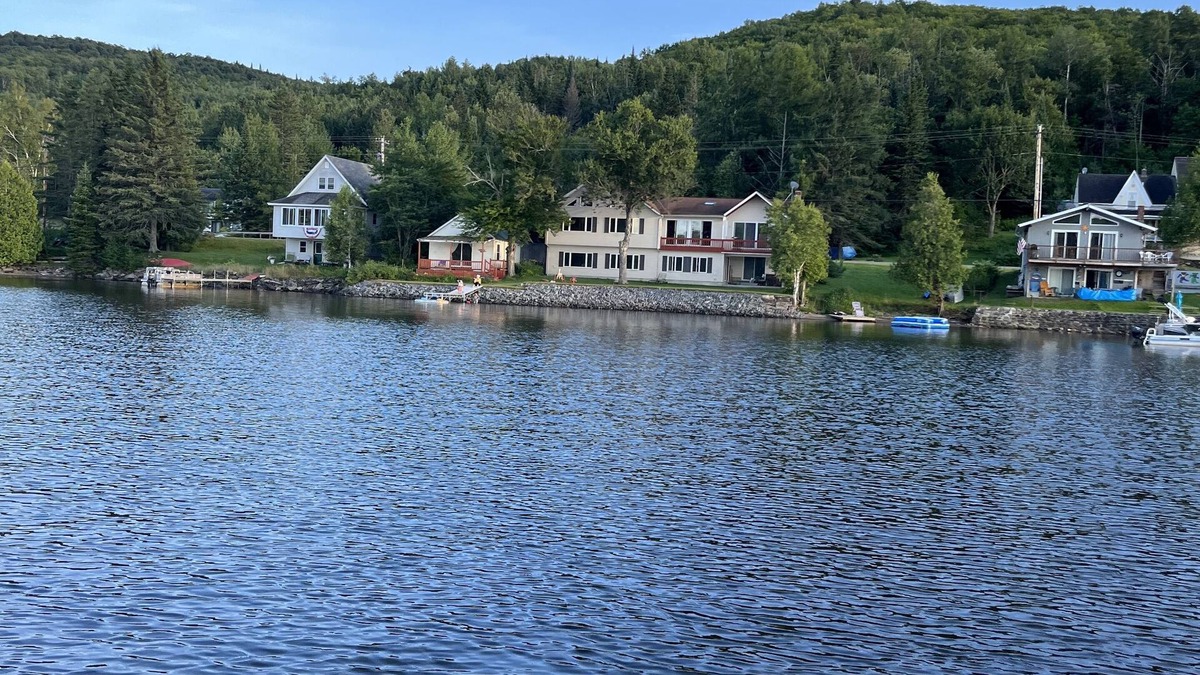 Canaan Ski Chalet | Romantic waterfront chalet with jacquizzi tub.