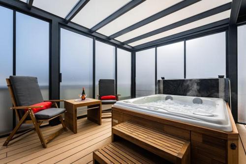 Prague 3 Apartment | Romantic wellness apartment