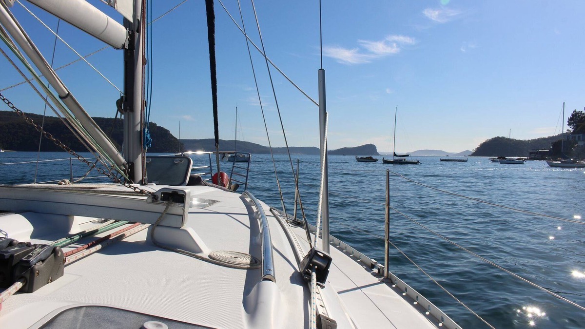 Palm Beach Boat Rental | ROMANTIC YACHT STAY FOR TWO AT PALM BEACH