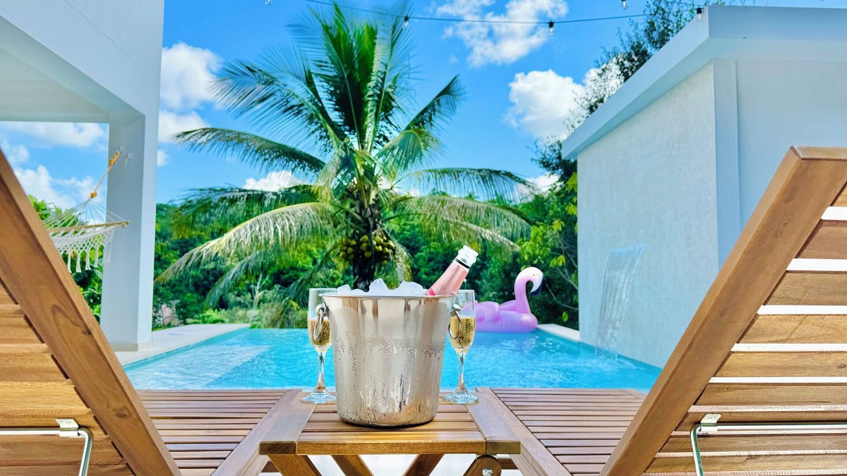 Cidra Cottage | Romantica Casa de Campo con Piscina Privada