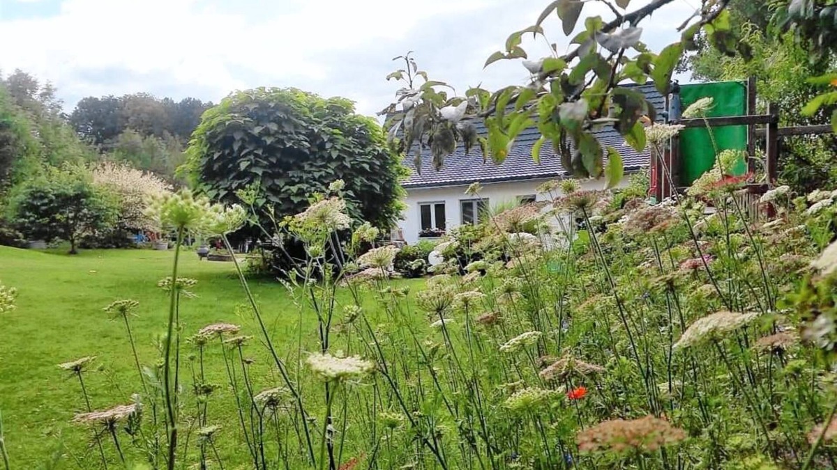 Csorvas RV Rental | Romantik Garden Camp. Oase der Ruhe