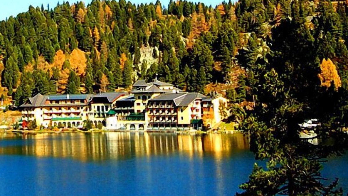 Turracher Hohe Hotel | Romantik Seehotel Jägerwirt