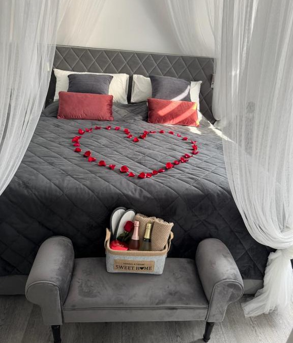 Heiligenfelde Apartment | Romantik-Wohnung - Auszeit-Momente mit Sauna