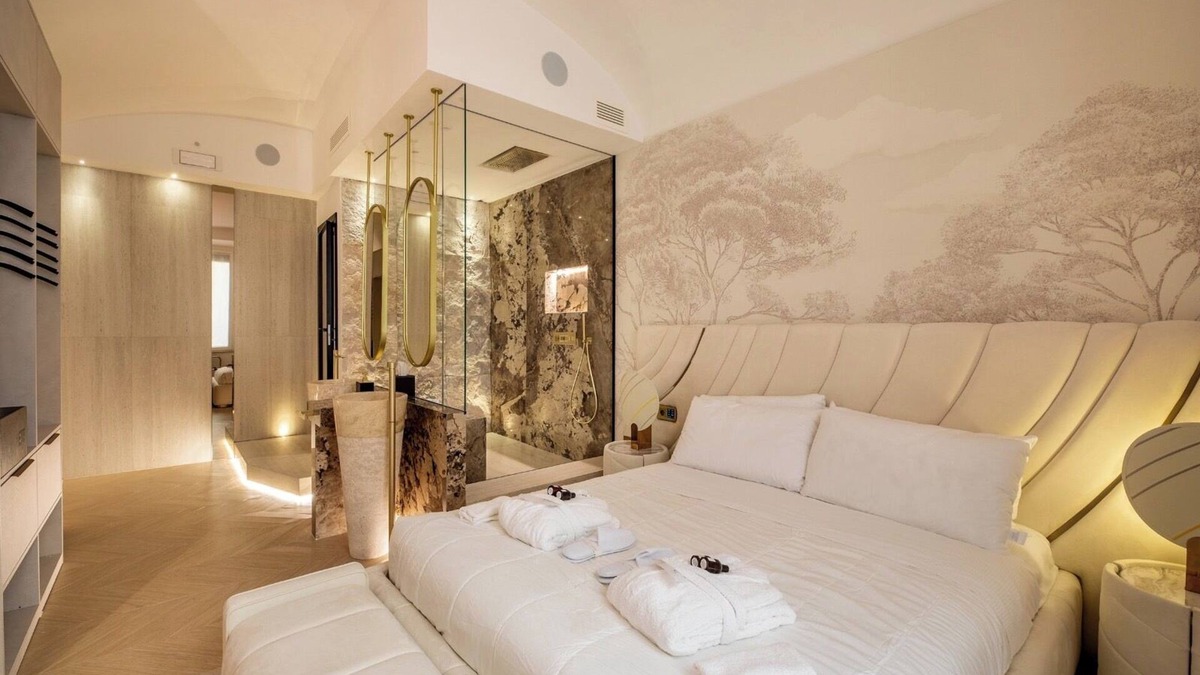 Salario Apartment | Rome center luxury apartment Villa Borghese | Spanish Steps | 6 beds