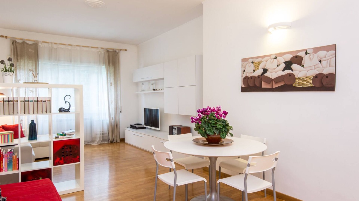 Zona I Val Melaina Apartment | Rome Cheap & Chic apartment with parking space