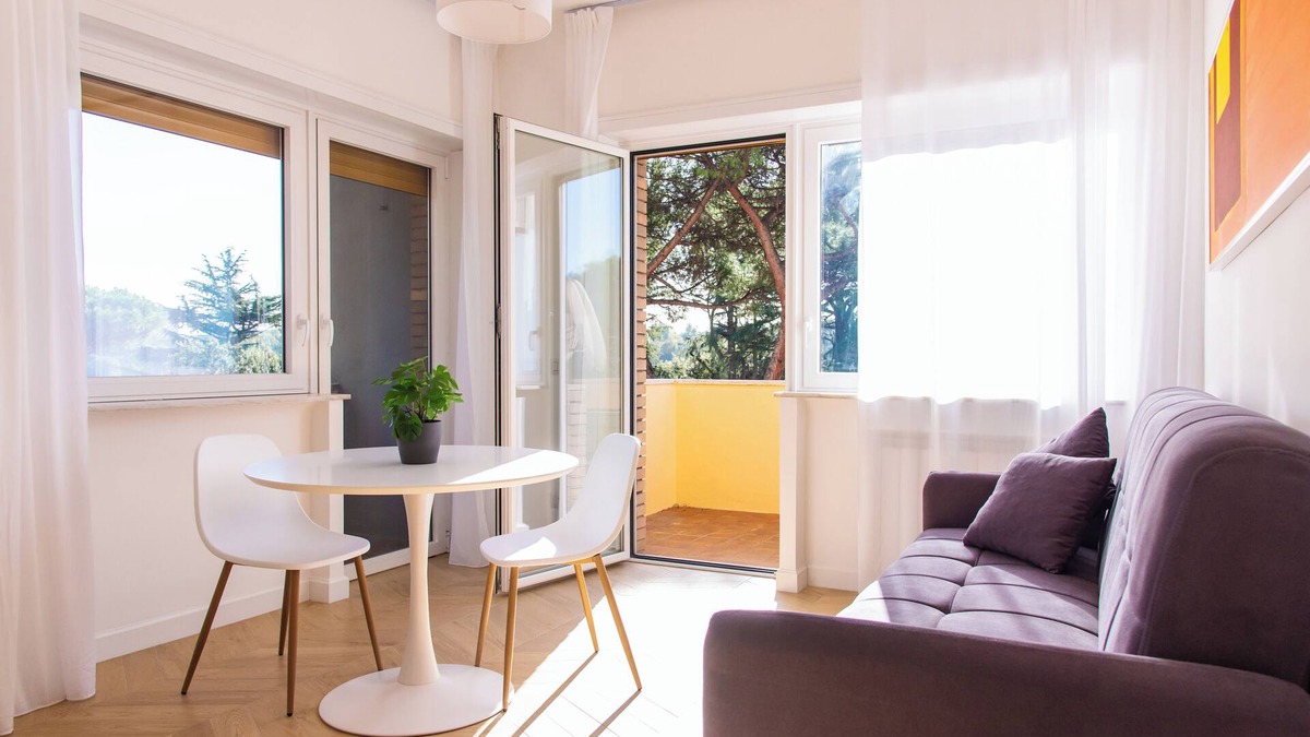 EUR Apartment | Rome Eur overlooking terrace Modigliani