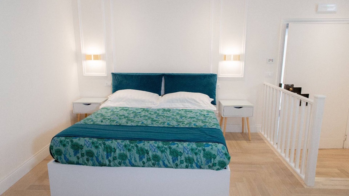 Rione XI Sant'Angelo Apartment | Rome in Suite is located on the ground floor of a 1400 building, near the Pantheon