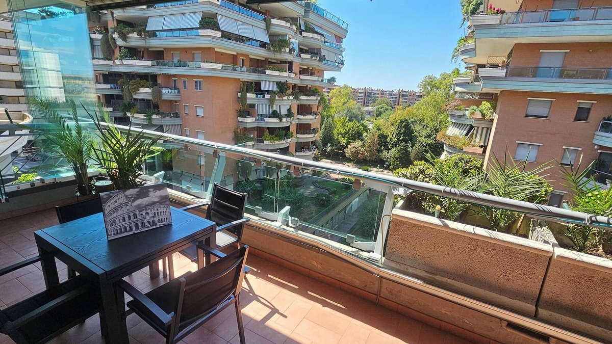 Torrino Apartment | Rome Phoenix Suite cozy elegant, terrace and pool dream eur center